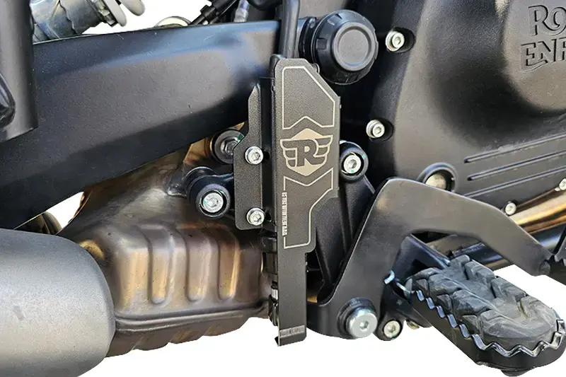 [PRO0426897] PROTECTOR BOMBA TRASERA ROYAL ENFIELD HIMALAYAN 450.webp